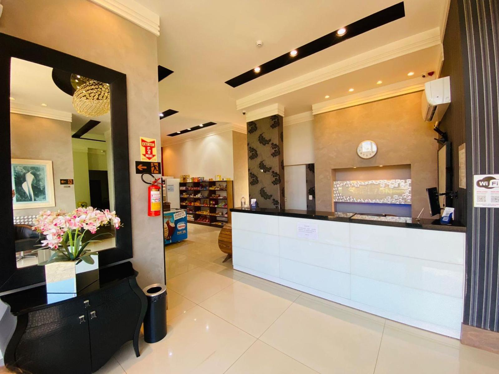Shelton Palace Hotel Paranavaí 외부 사진